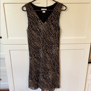 Tessuto sleeveless dress women’s animal print lined b neck cocktail